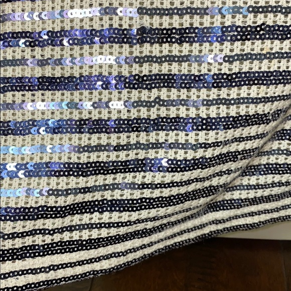 Knit and sequin tee! - Picture 2 of 6